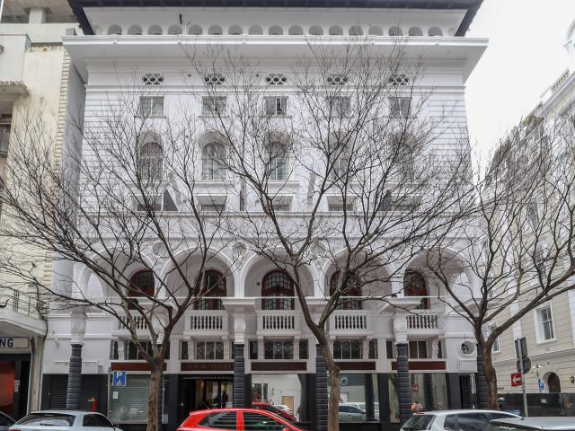 Apartment for sale in Cape Town, Western Cape