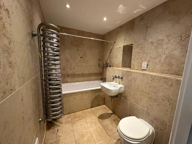 Apartment for rent in Cardiff Bay, Cardiff