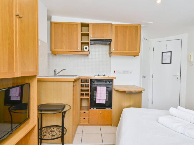 Studio for rent in Saint Pancras, Greater London