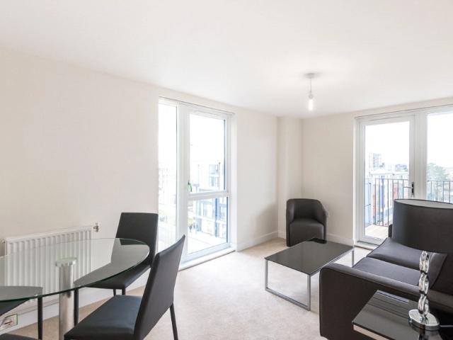 Apartment for rent in Colindale, Greater London