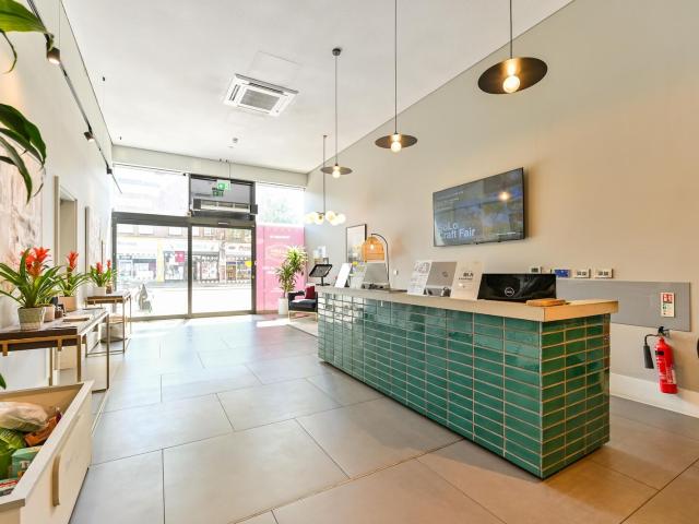 Apartment for rent in London Borough of Hounslow, Greater London