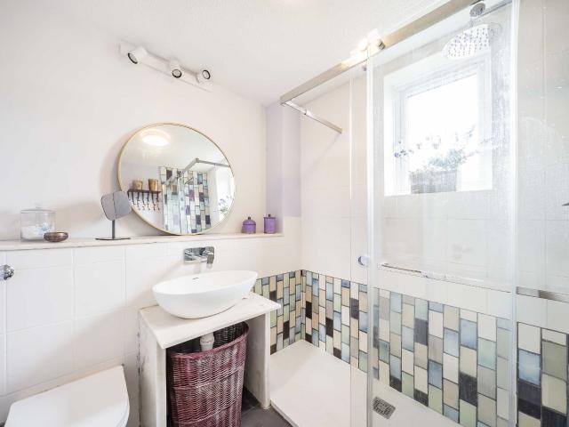 Apartment for rent in Sands End, Greater London