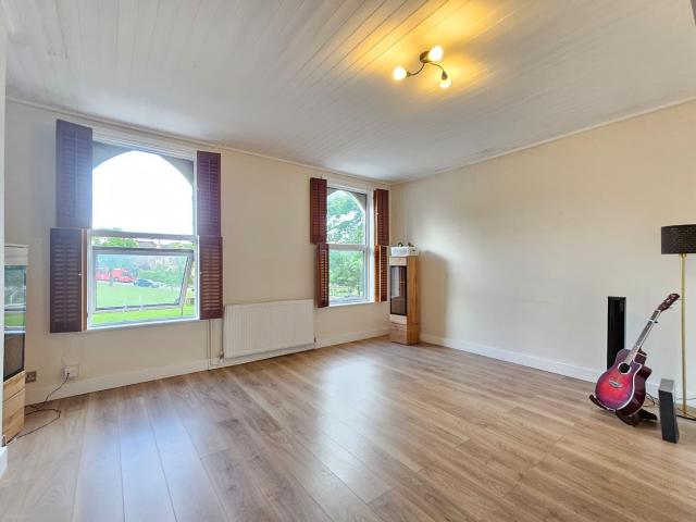 Apartment for rent in Woodford Bridge, Greater London