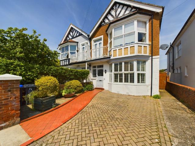 Apartment for rent in Worthing, West Sussex