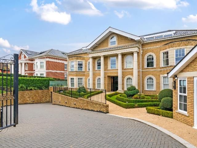 Apartment for rent in Hadley Wood, Greater London