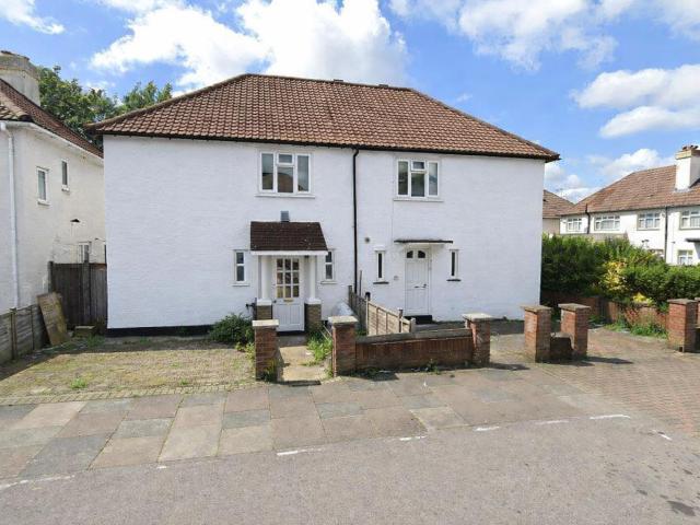 Apartment for rent in Harlesden, Greater London