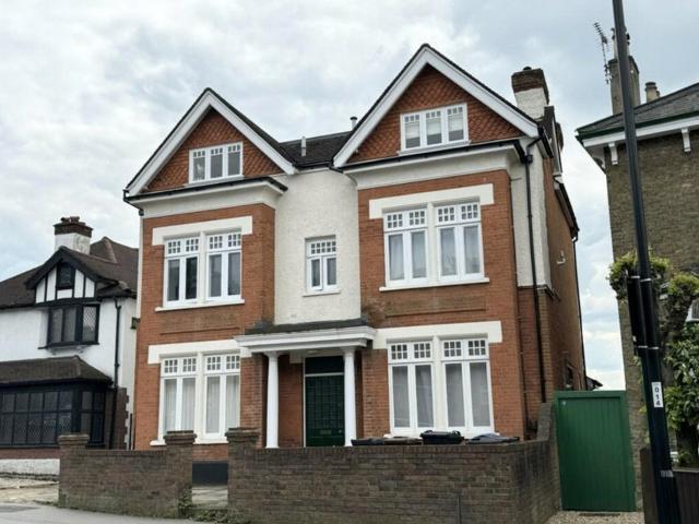 Apartment for rent in London Borough of Croydon, Addiscombe