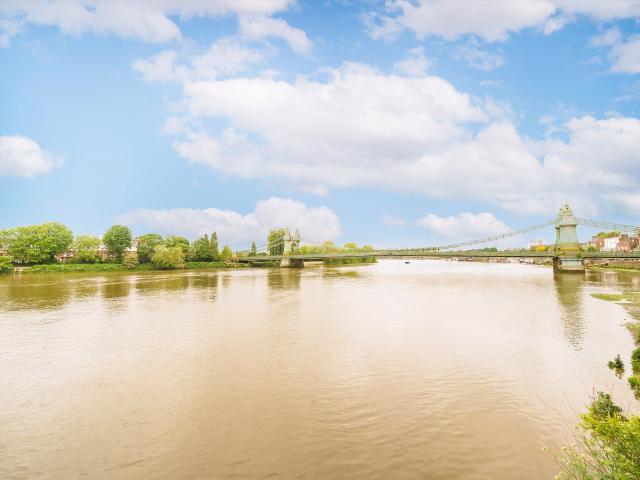 Apartment for rent in London Borough of Hammersmith and Fulham, Greater London