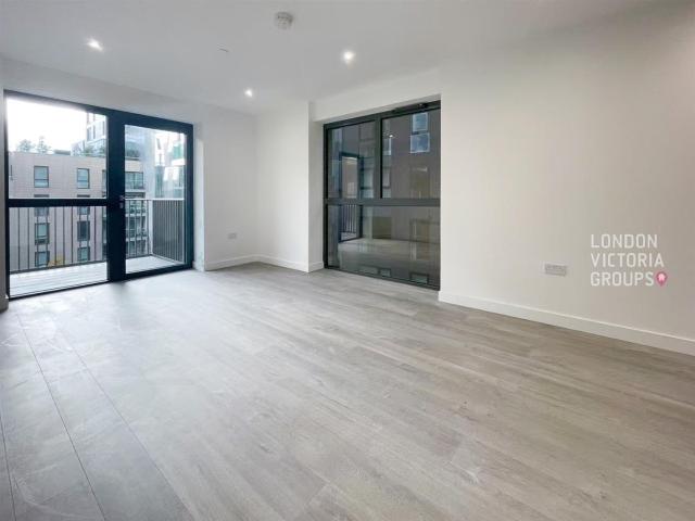 Apartment for rent in Woodberry Down, Stamford Hill