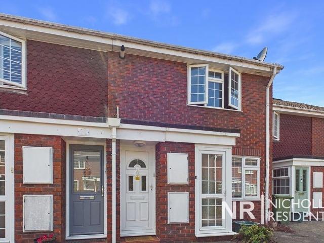 Apartment for rent in Epsom, Surrey