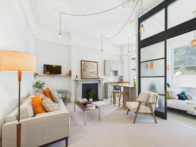 Apartment for rent in Brunswick, Brighton & Hove