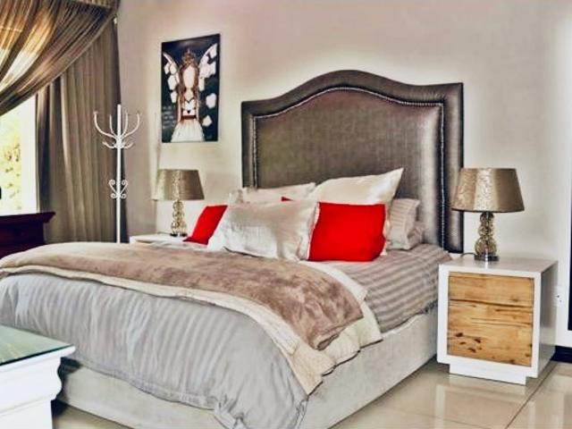 Apartment for sale in Dr Kenneth Kaunda, North West