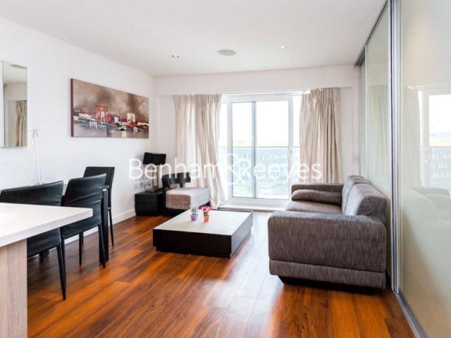 Studio for rent in Colindale, Greater London