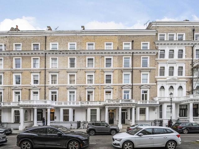 Apartment for rent in South Kensington, Greater London