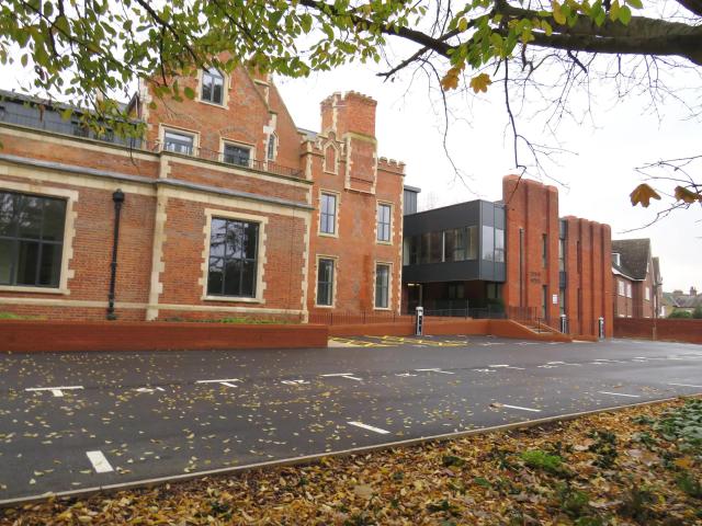 Apartment for rent in Slough