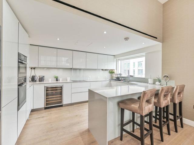 Apartment for rent in Colindale, Greater London