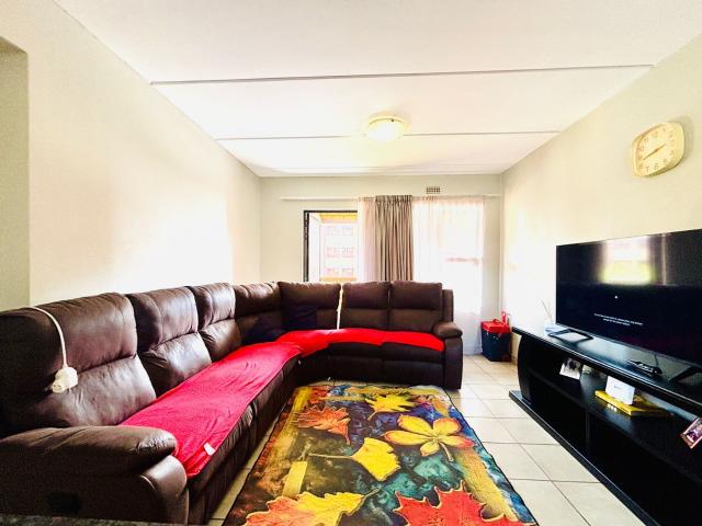 Apartment for sale in Waterkloof, Gauteng