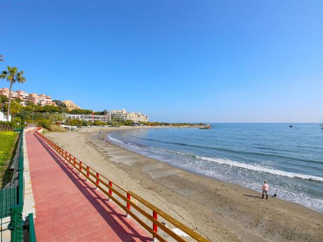 Apartamento en alquiler en Dos Hermanas, Costa del Sol