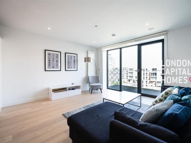 Apartment for rent in Silvertown, Greater London