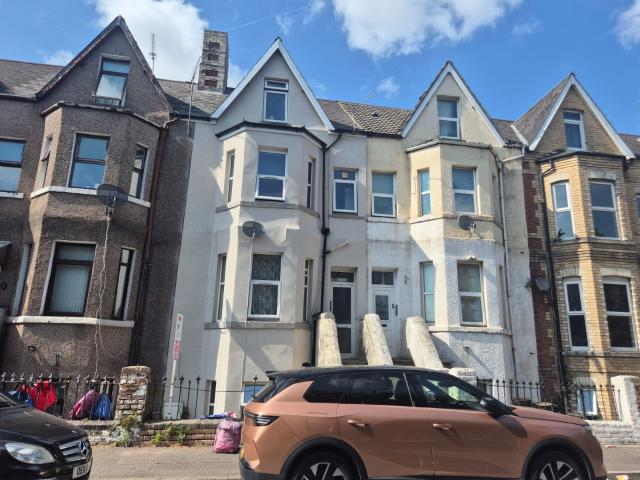 Apartment for rent in Cardiff International Sports Village, Falcon Lodge