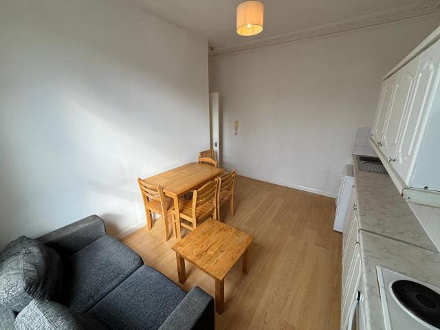 Apartment for rent in Stroud Green, Greater London