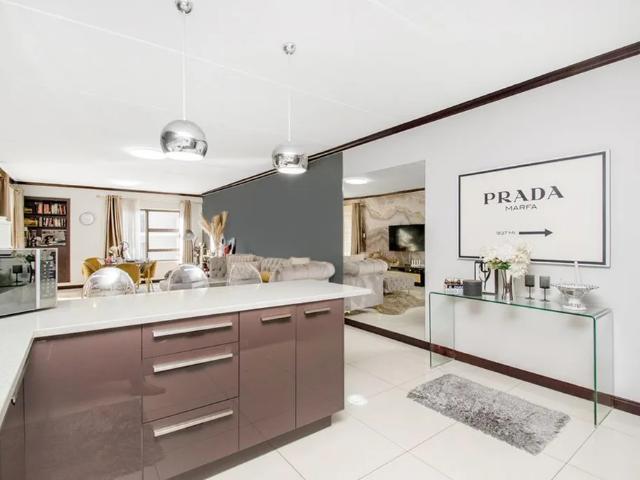 Apartment for sale in Johannesburg