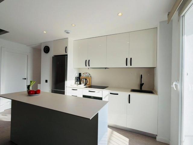 Apartamento en alquiler en Los Pacos, Costa del Sol Occidental