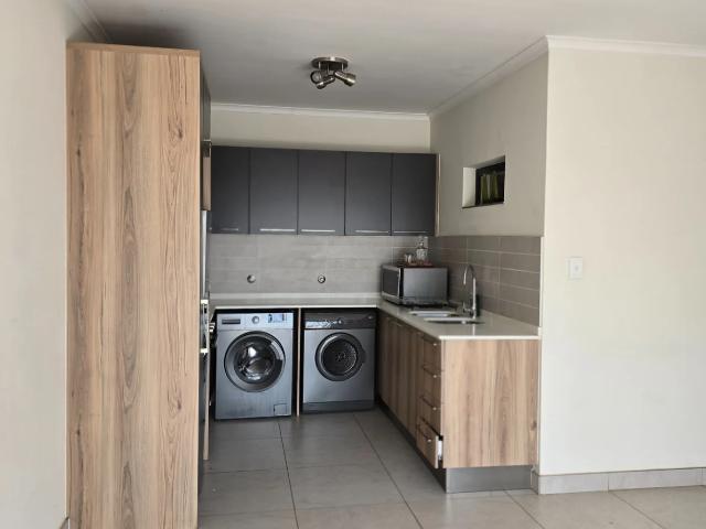 Apartment for rent in Rhodesfield, Kempton Park