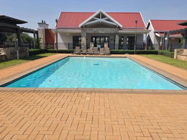 Apartment for rent in Rhodesfield, Kempton Park
