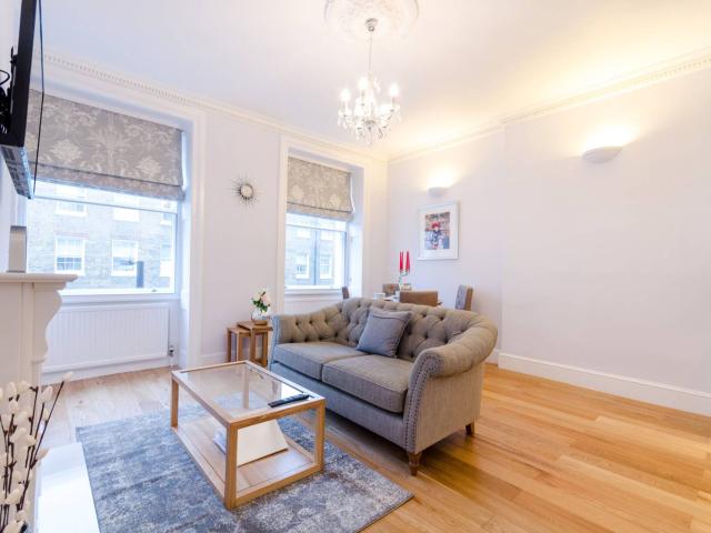 Apartment for rent in Marylebone, Greater London