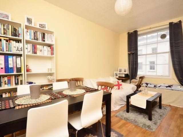 Apartment for rent in Westbourne Green, Greater London