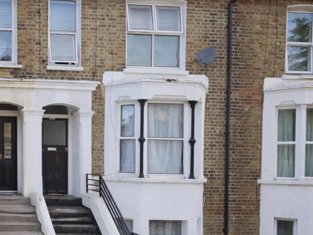 Apartment for rent in Homerton, Greater London