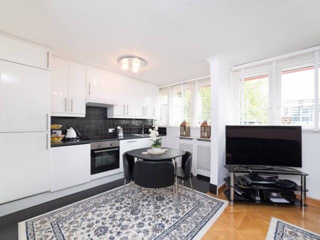 Apartment for rent in Kilburn, Greater London