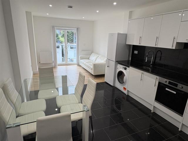 Apartment for rent in Hendon, Greater London