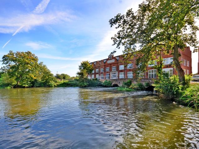 Apartment for rent in Gresham Mill, Woking