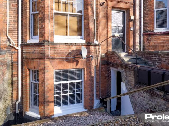 Apartment for rent in Heigham Grove, East Bank