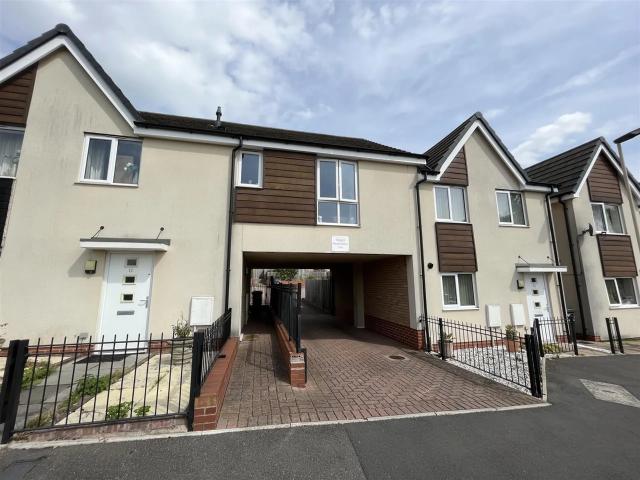 Apartment for rent in Woodsetton, Coseley