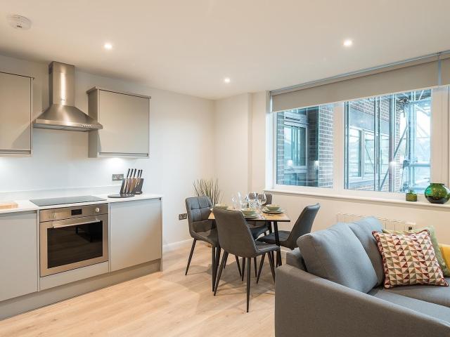 Apartment for rent in The Image, Pouchen End