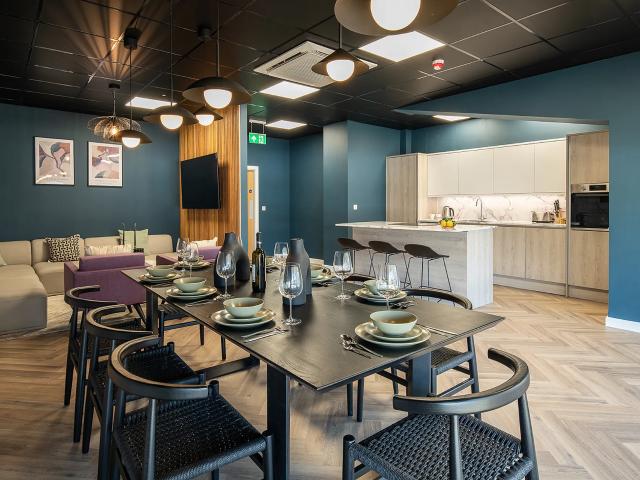 Apartment for rent in The Image, Pouchen End