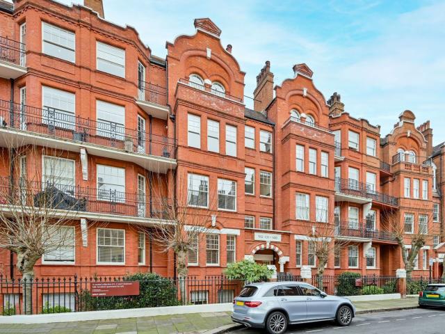 Apartment for rent in London Borough of Hammersmith and Fulham, Greater London