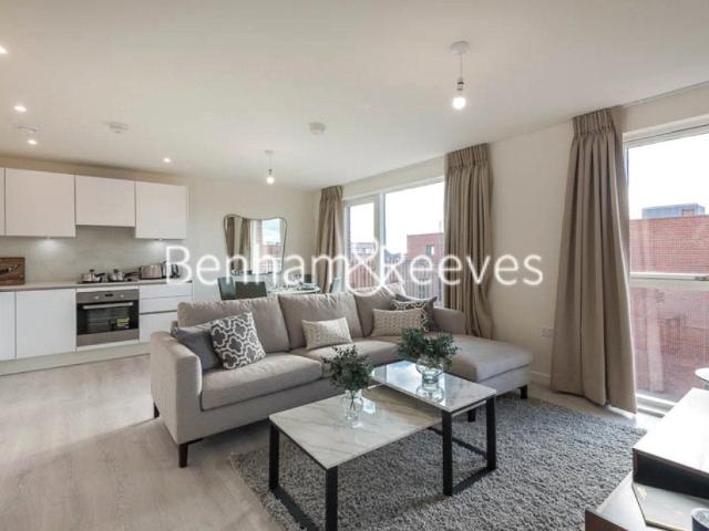Apartment for rent in Kodak, Greater London