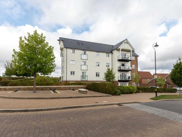 Apartment for rent in Wickhurst Green, Horsham