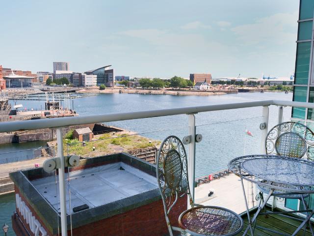 Apartment for rent in Calton, Scotland