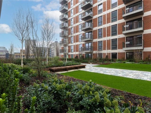 Apartment for rent in The Hyde, Greater London
