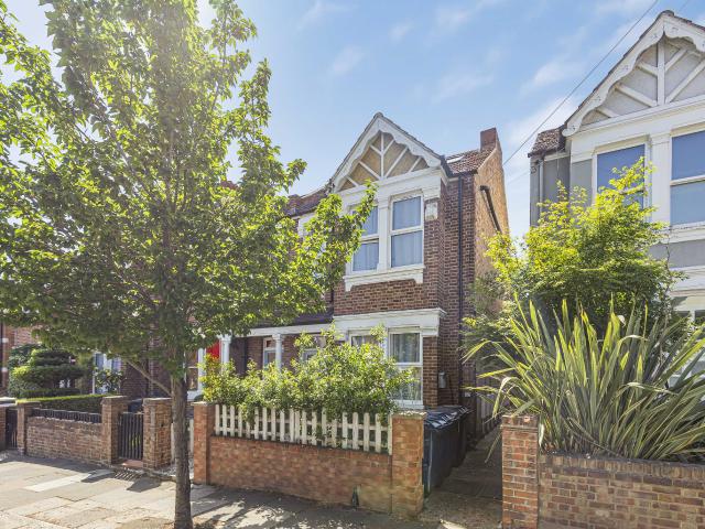 Apartment for rent in London Borough of Ealing, Greater London