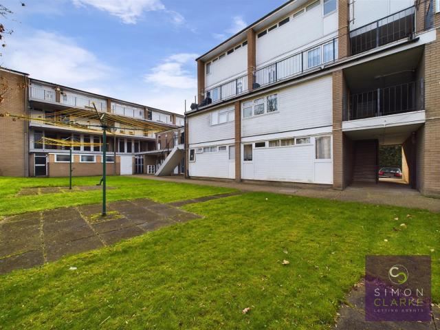 Apartment for rent in Elstree, Hertsmere