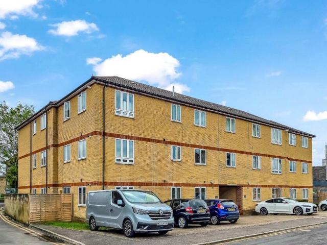 Apartment for rent in Broxbourne, Hertfordshire
