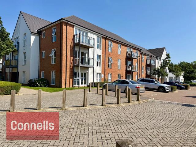 Apartment for rent in Kilnwood Vale, Horsham