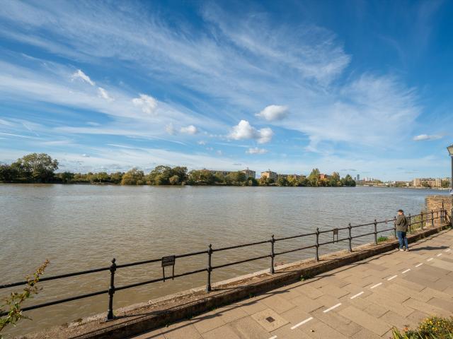 Apartment for rent in London Borough of Hammersmith and Fulham, Greater London