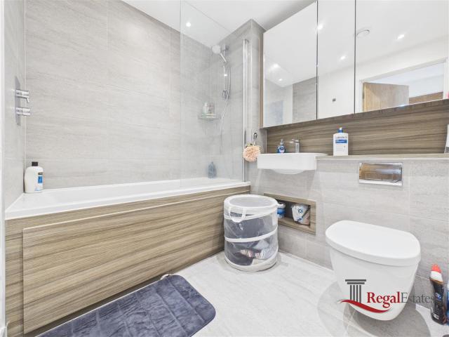 Apartment for rent in Colindale, Greater London